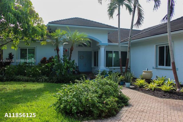 15255 SW 80th Avenue, Palmetto Bay, FL 33157