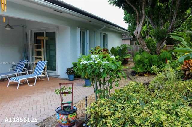 15255 SW 80th Avenue, Palmetto Bay, FL 33157