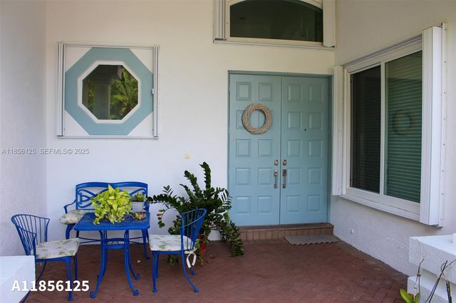 15255 SW 80th Avenue, Palmetto Bay, FL 33157