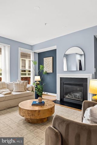 17 YOGURT LN, Baltimore, MD 21231