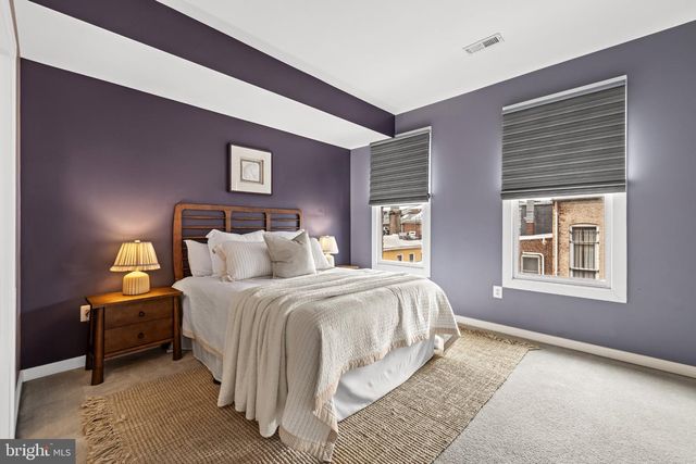 17 YOGURT LN, Baltimore, MD 21231