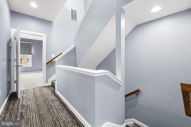 17 YOGURT LN, Baltimore, MD 21231