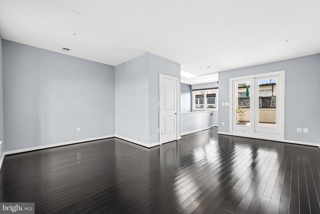 17 YOGURT LN, Baltimore, MD 21231