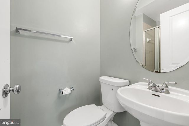 17 YOGURT LN, Baltimore, MD 21231