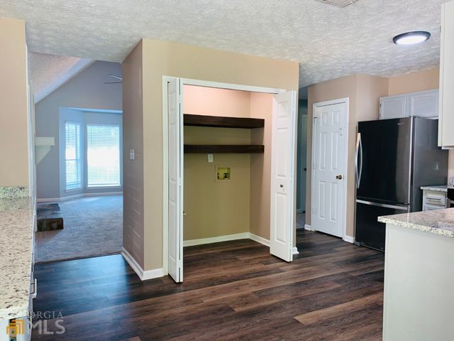 30 Standing Rock Road, Senoia, GA 30276