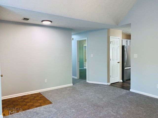 30 Standing Rock Road, Senoia, GA 30276
