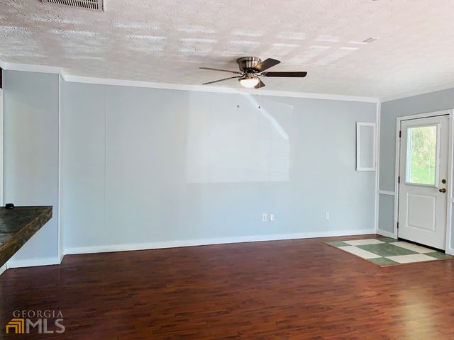 30 Standing Rock Road, Senoia, GA 30276