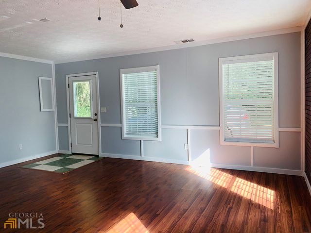 30 Standing Rock Road, Senoia, GA 30276