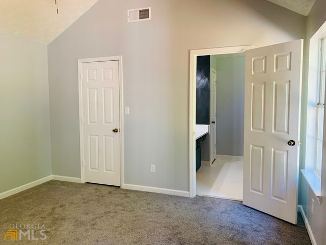 30 Standing Rock Road, Senoia, GA 30276