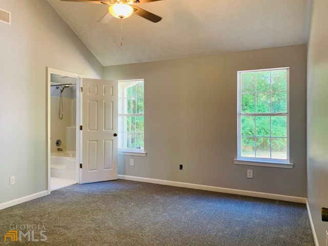 30 Standing Rock Road, Senoia, GA 30276
