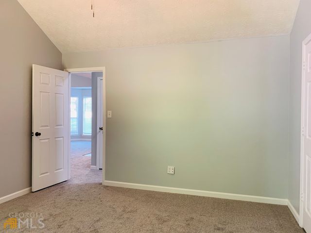 30 Standing Rock Road, Senoia, GA 30276