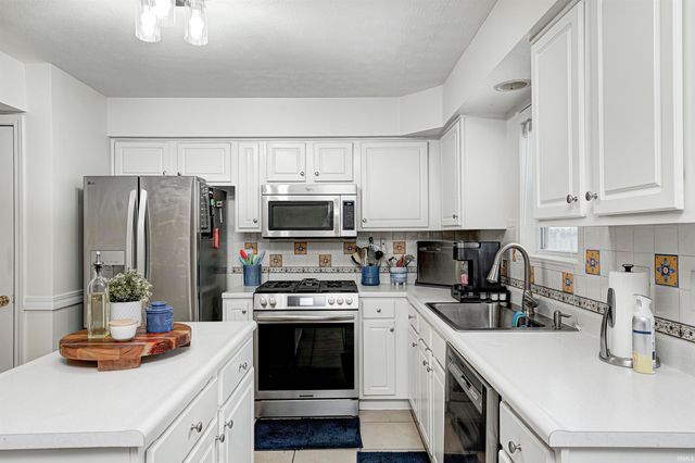 9921 Alexia Drive, Indianapolis, IN 46236