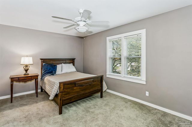 2040 Scenic Hwy, Pensacola, FL 32503