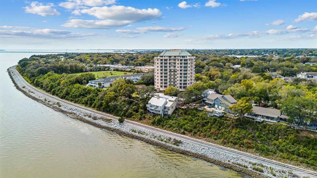 2040 Scenic Hwy, Pensacola, FL 32503