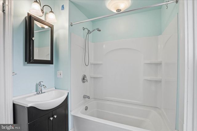 529 W FREDERICK ST, Lancaster, PA 17603