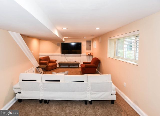 4136 E EAST CAPITOL ST NE, Washington, DC 20019