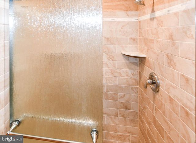 4136 E EAST CAPITOL ST NE, Washington, DC 20019