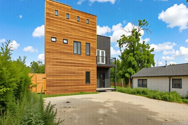 118 Clark Ave, San Antonio, TX 78203