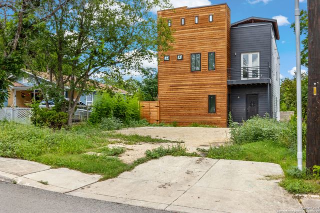 118 Clark Ave, San Antonio, TX 78203