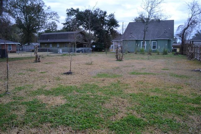 307 W School Street, Lake Charles, LA 70605