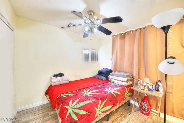 17 Princeton Street, Las Vegas, NV 89107