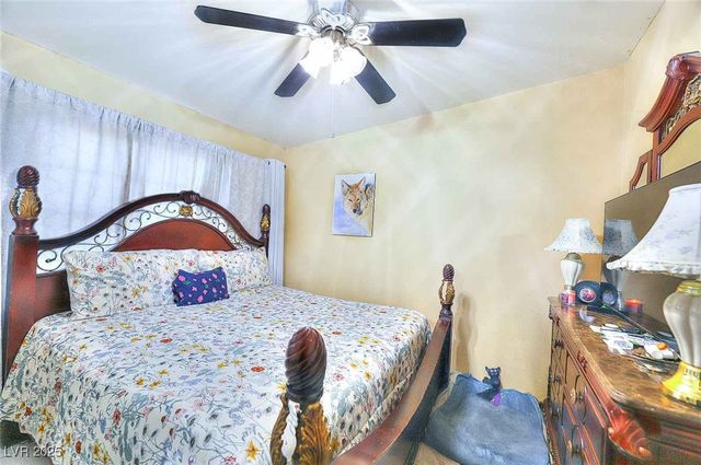 17 Princeton Street, Las Vegas, NV 89107