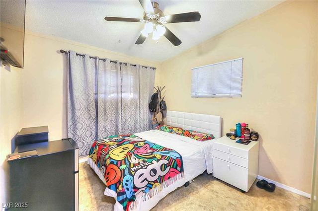 17 Princeton Street, Las Vegas, NV 89107