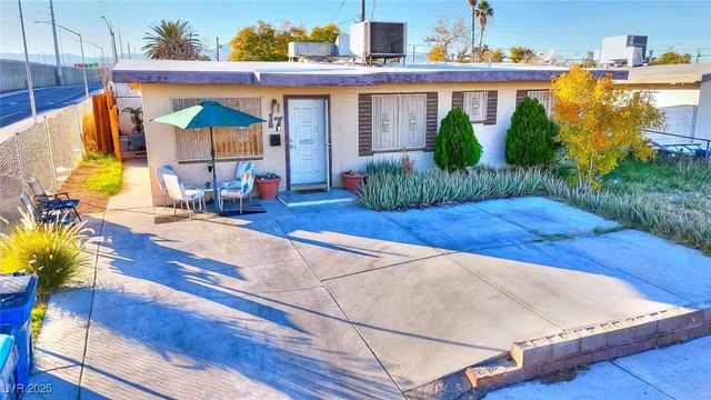 17 Princeton Street, Las Vegas, NV 89107