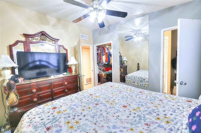 17 Princeton Street, Las Vegas, NV 89107