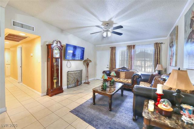 17 Princeton Street, Las Vegas, NV 89107