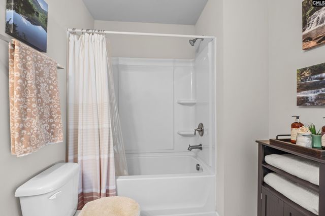 317 Grey Oaks Court, Lexington, SC 29072