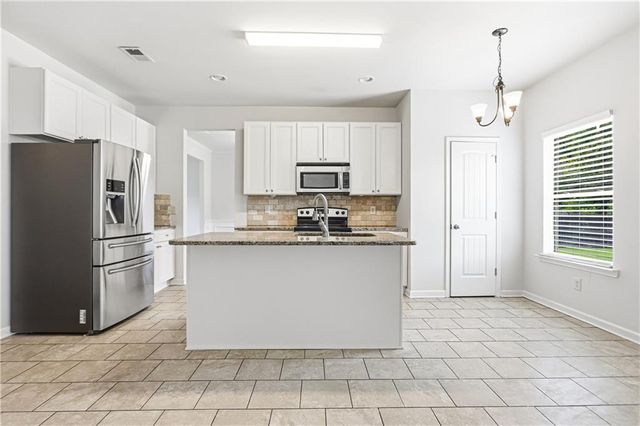77 Hamil Court NW, Cartersville, GA 30120