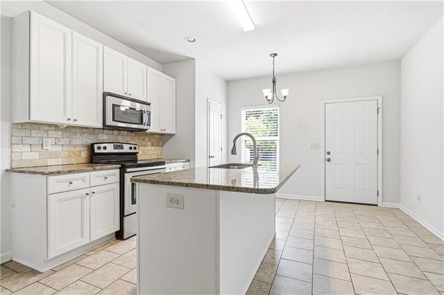 77 Hamil Court NW, Cartersville, GA 30120