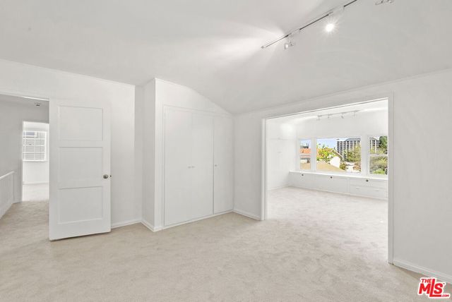 1204 Beverwil Drive, Los Angeles, CA 90035