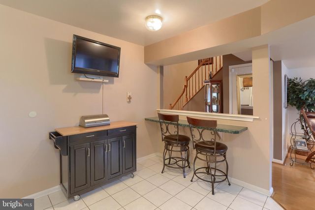5790 HIDDEN LAKE DR, Harrisburg, PA 17111