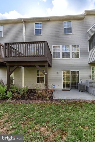 5790 HIDDEN LAKE DR, Harrisburg, PA 17111