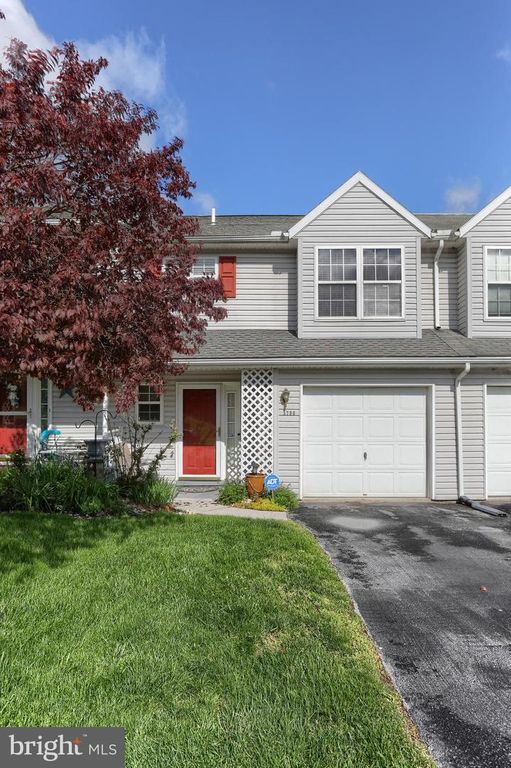 5790 HIDDEN LAKE DR, Harrisburg, PA 17111