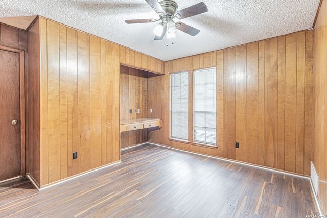 8406 CACTUS CRK, San Antonio, TX 78251