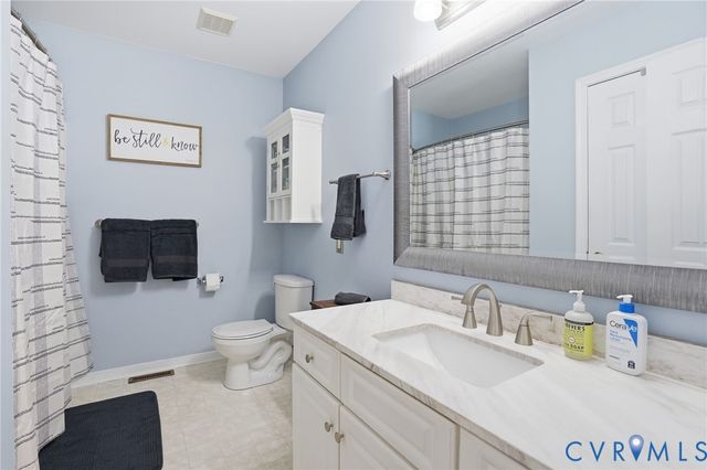 15213 Winding Ash Dr, Chesterfield, VA 23832
