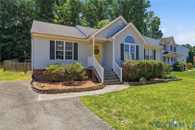 15213 Winding Ash Dr, Chesterfield, VA 23832