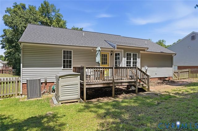 15213 Winding Ash Dr, Chesterfield, VA 23832