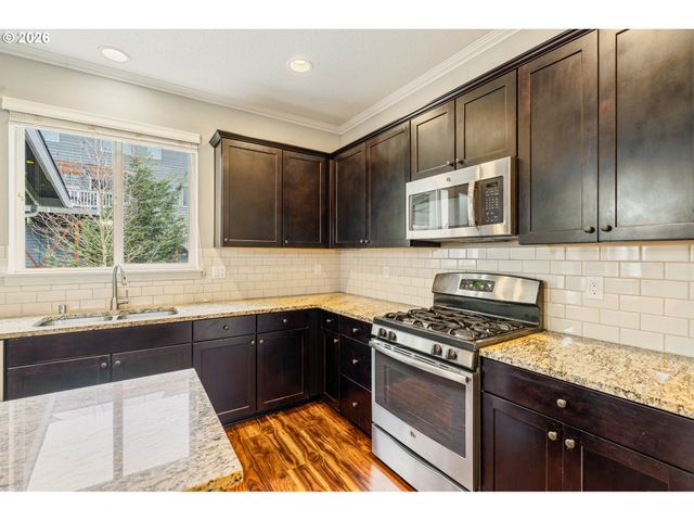 3665 P Loop, Washougal, WA 98671