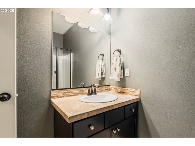 3665 P Loop, Washougal, WA 98671