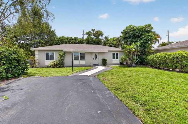 9734 Alaska Circle, Boca Raton, FL 33434