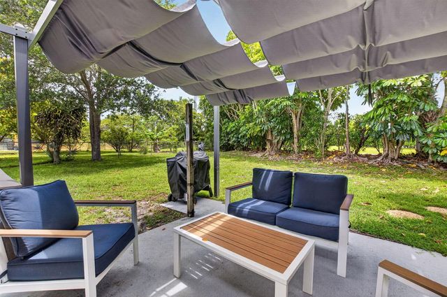9734 Alaska Circle, Boca Raton, FL 33434