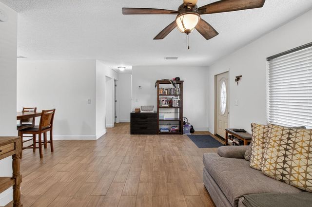 9734 Alaska Circle, Boca Raton, FL 33434