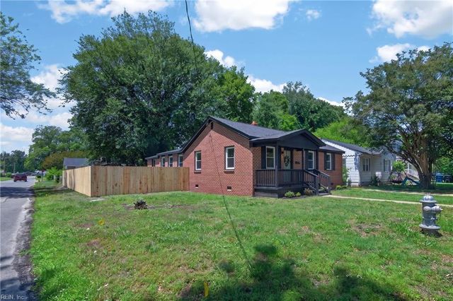 2420 Charleston AVE, Portsmouth, VA 23704