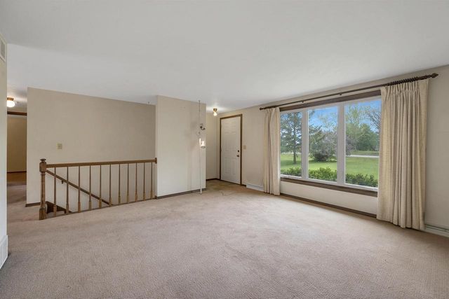 2205 SCHOOL ROAD, Greenleaf, WI 54126
