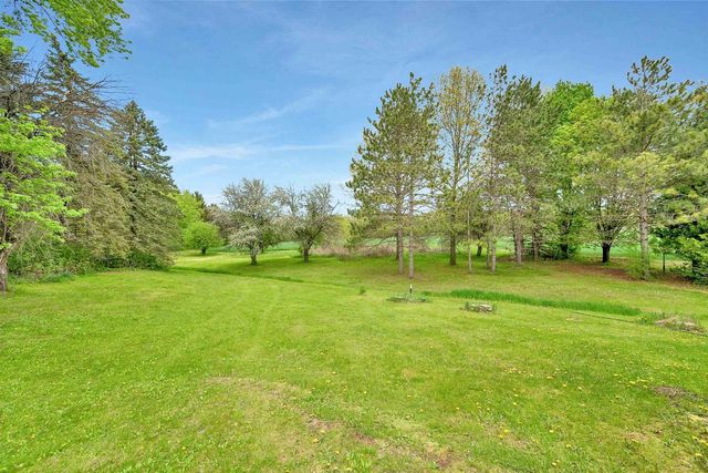2205 SCHOOL ROAD, Greenleaf, WI 54126