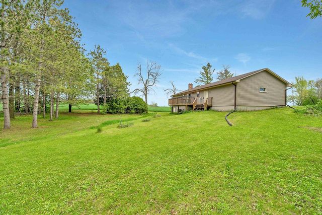 2205 SCHOOL ROAD, Greenleaf, WI 54126